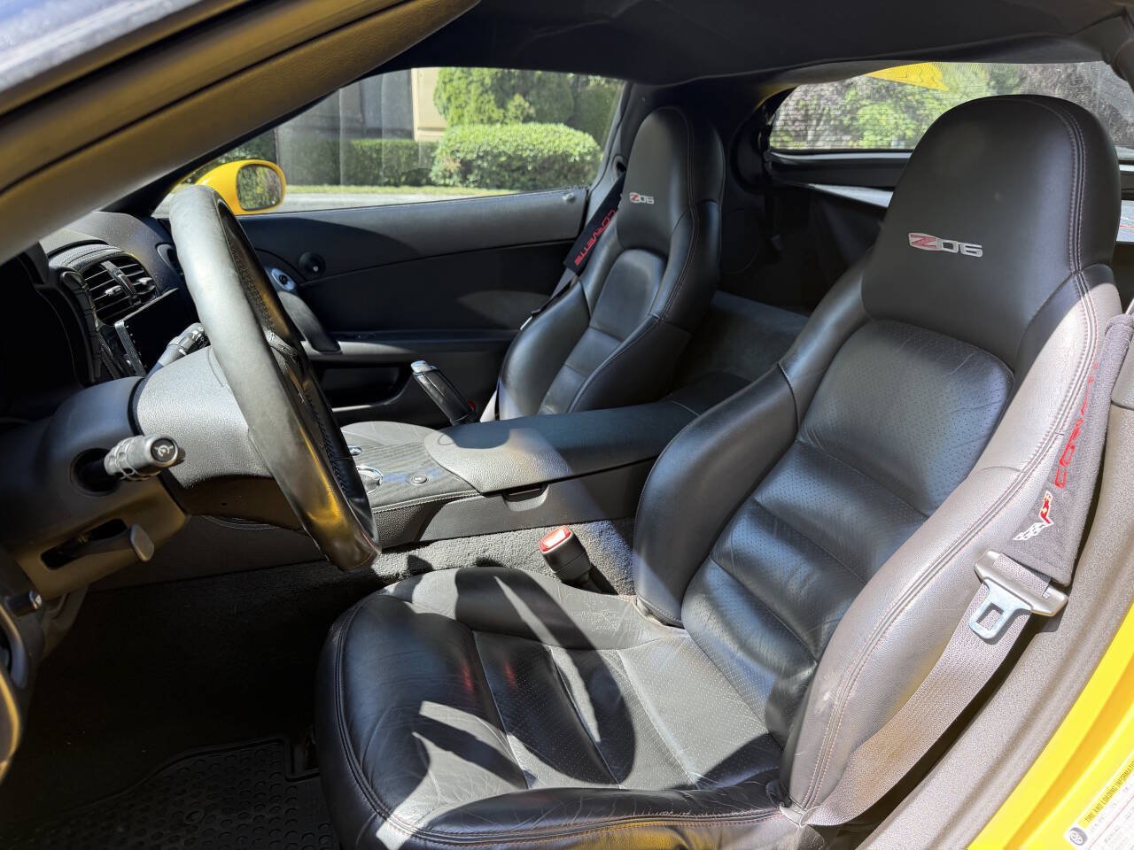 Used 2007 Chevrolet Corvette Z06 w/ Preferred Equipment Group RWD image 11