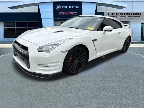Used 2013 Nissan GT-R Premium AWD/4WD image 3