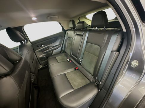 Used 2024 Nissan Ariya AWD image 29