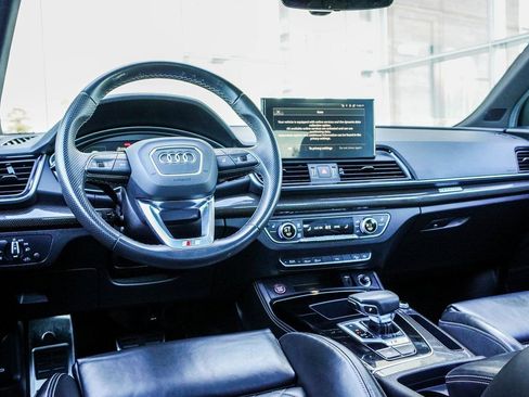 Used 2023 Audi SQ5 Premium Plus w/ Premium Plus Package image 16