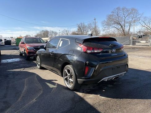 Used 2019 Hyundai Veloster 2.0 FWD image 3