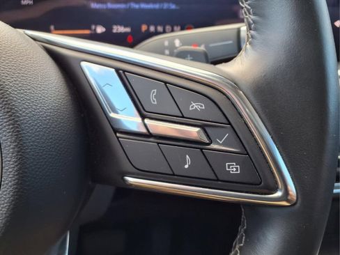 Certified 2025 Buick Envision Preferred AWD/4WD image 26