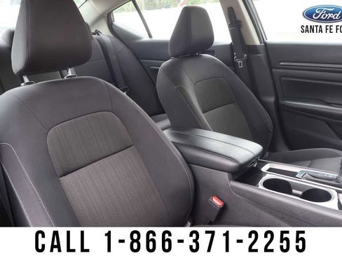 Used 2024 Nissan Altima 2.5 SV image 22