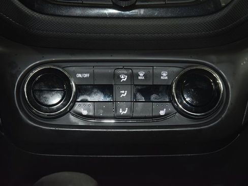 Used 2023 Chevrolet TrailBlazer LT w/ Convenience Package image 30