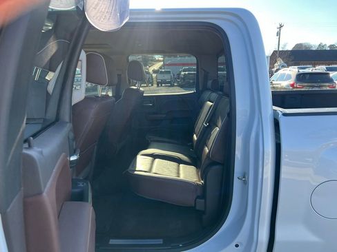 Used 2016 Chevrolet Silverado 1500 High Country w/ High Country Premium Package image 16