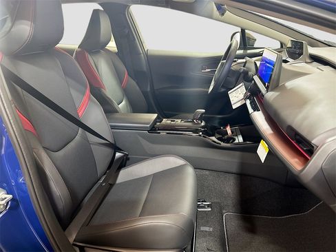 New 2026 Toyota Prius Plug-In Hybrid image 24