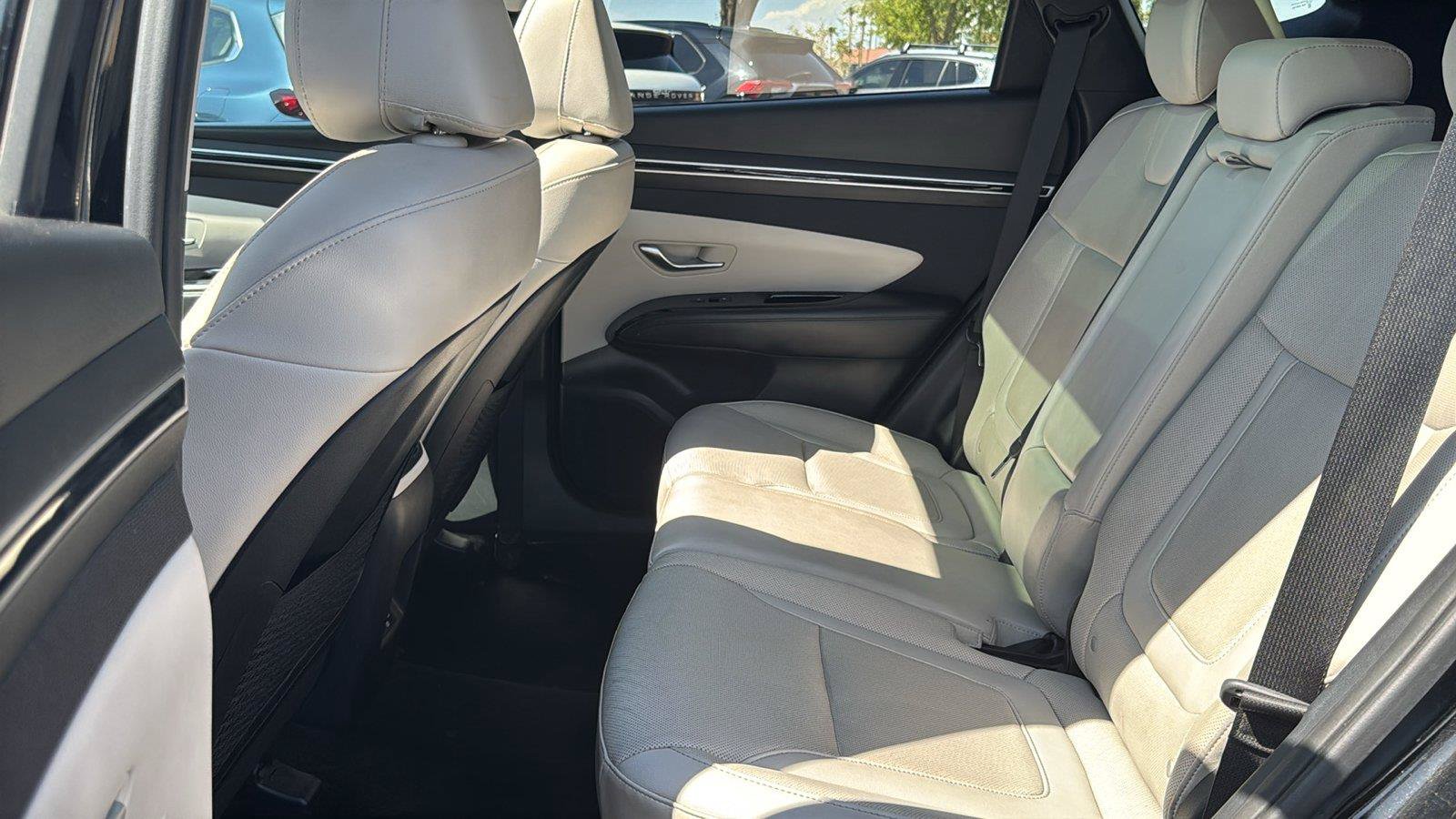 Used 2023 Hyundai Tucson Limited AWD/4WD image 23