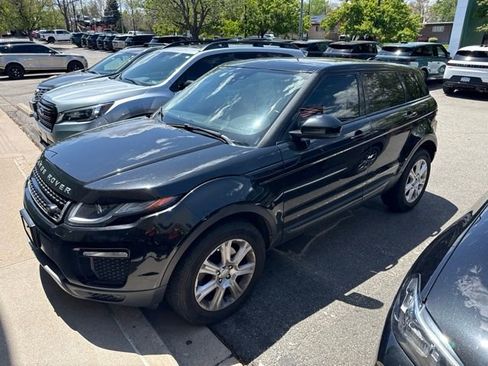 Used 2018 Land Rover Range Rover Evoque SE Premium AWD/4WD image 2