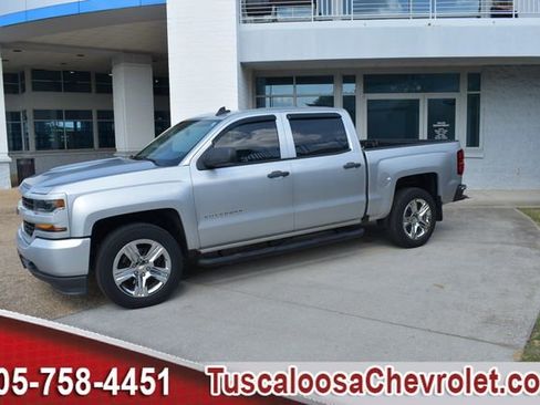 Used 2018 Chevrolet Silverado 1500 Custom w/ Custom Value Package RWD image 5