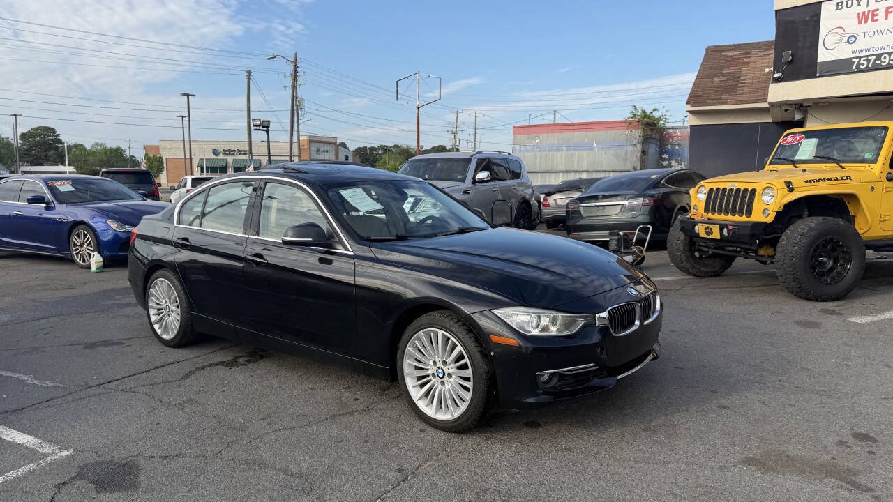 Used 2013 BMW 328i xDrive Sedan AWD/4WD image 13