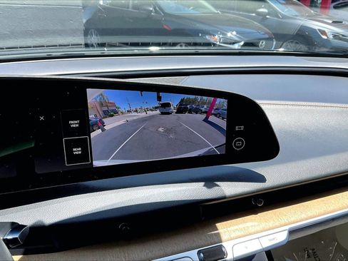 Used 2024 Lucid Air Touring AWD/4WD image 17