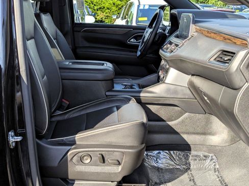 Certified 2021 Chevrolet Tahoe Premier w/ Premium Package AWD/4WD image 14