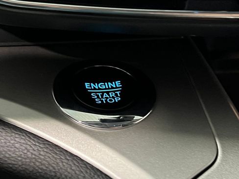 Used 2023 Ford Explorer XLT w/ Equipment Group 202A image 21