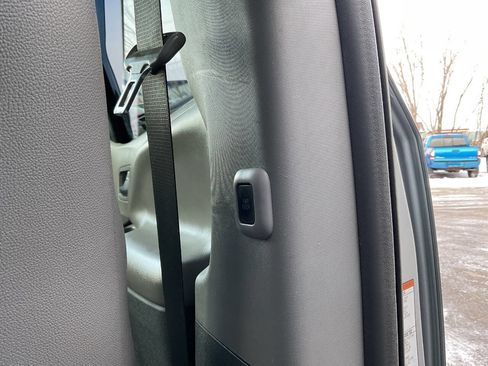 Used 2019 Toyota Sienna image 38