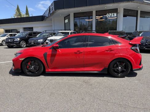 Used 2018 Honda Civic Type R image 2