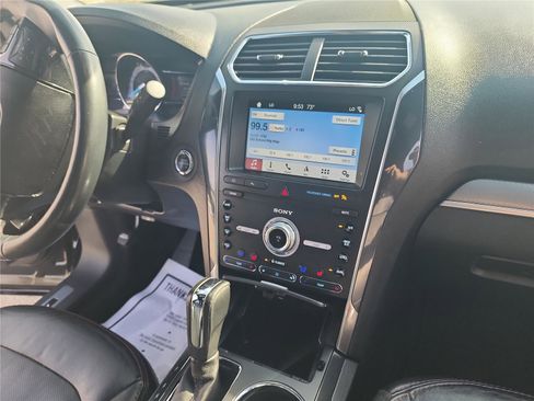Used 2019 Ford Explorer Sport w/ Equipment Group 401A image 26