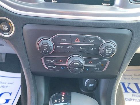 New 2022 Dodge Charger SXT w/ Blacktop Package image 16