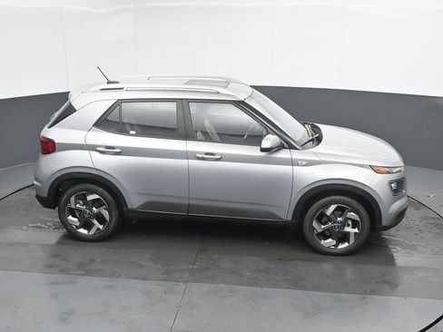 New 2026 Hyundai Venue SEL image 34