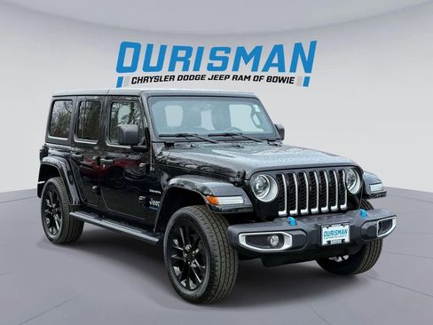 Used 2023 Jeep Wrangler Unlimited Sahara image 1