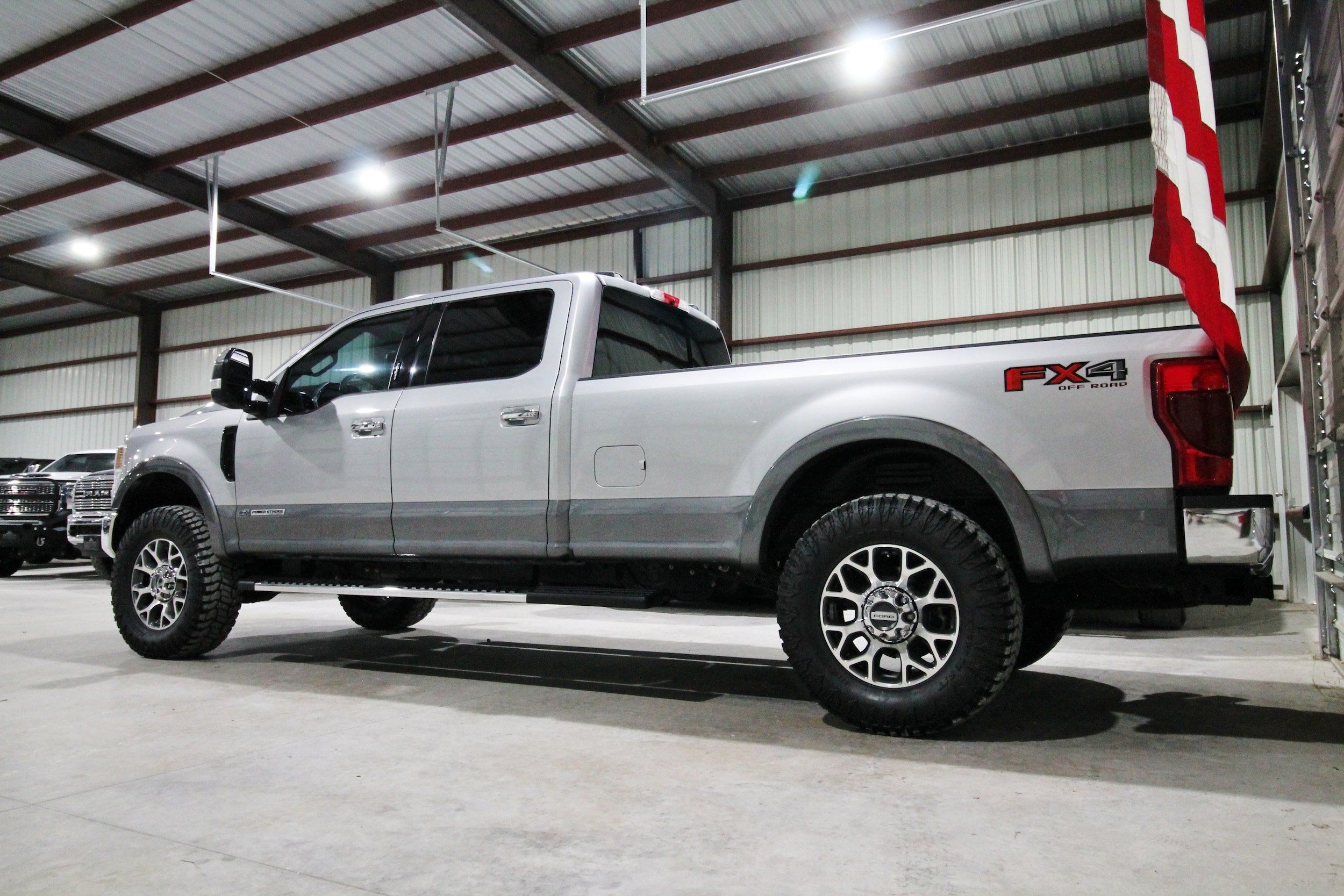 Used 2022 Ford F250 Lariat w/ Lariat Ultimate Package AWD/4WD image 7