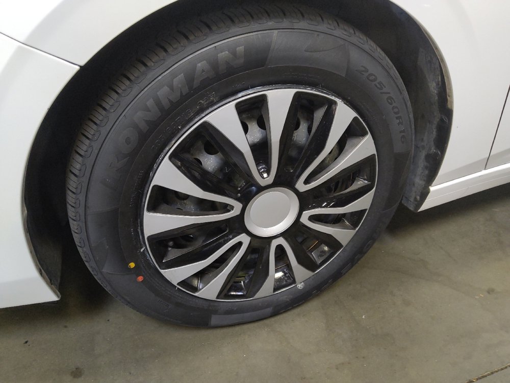 Used 2024 Nissan Sentra S FWD image 31