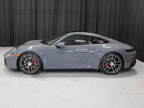 Used 2026 Porsche 911 Carrera 4 GTS image 2
