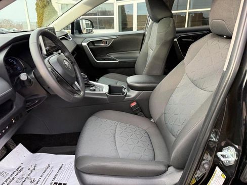 Used 2025 Toyota RAV4 Woodland Edition image 16