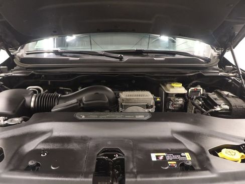 Used 2022 Jeep Wagoneer Series II AWD/4WD image 24