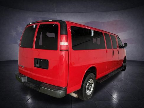 Used 2015 Chevrolet Express 3500 LS w/ Chrome Appearance Package RWD image 5