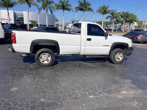 Used 2006 Chevrolet Silverado 2500 W/T image 3