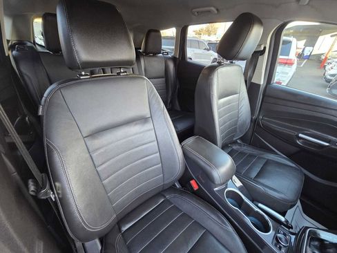 Used 2014 Ford Escape Titanium image 10