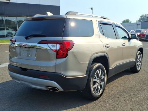 Used 2023 GMC Acadia SLE w/ Driver Convenience Package AWD/4WD image 3
