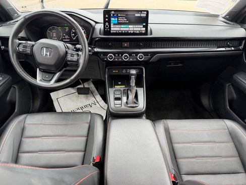Used 2024 Honda CR-V Sport Touring image 11