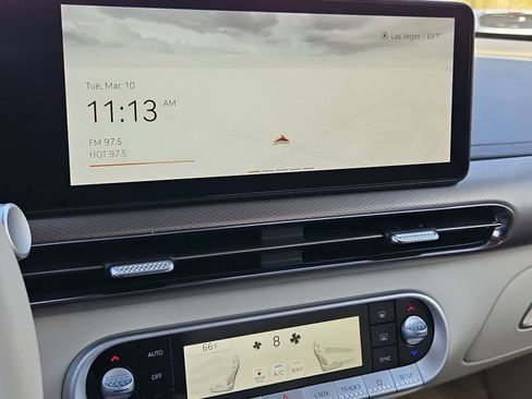 Used 2024 Genesis GV60 Advanced image 27