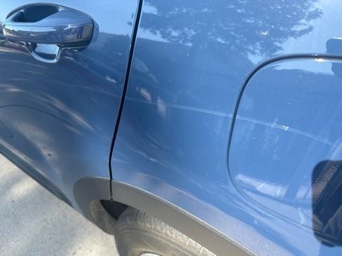 Used 2024 Kia Sorento S w/ Panoramic Sunroof Package FWD image 4