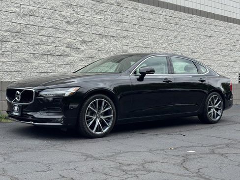 Used 2018 Volvo S90 T5 Momentum w/ Convenience Package AWD/4WD image 11