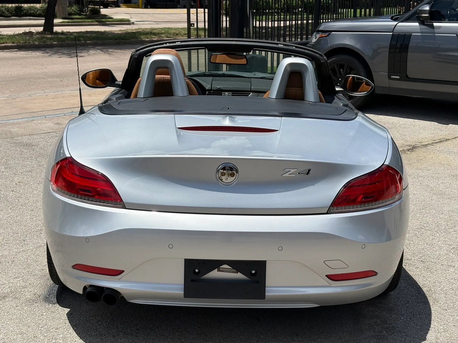 Used 2012 BMW Z4 sDrive28i w/ Sport Pkg RWD image 25