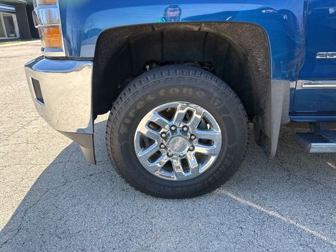 Used 2018 Chevrolet Silverado 2500 LTZ w/ Duramax Plus Package image 19