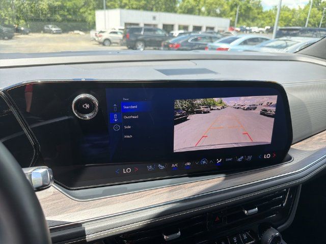 Certified 2025 Chevrolet Tahoe Premier AWD/4WD image 29