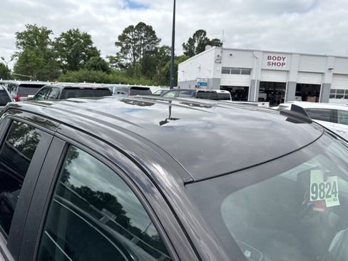 Used 2019 Chevrolet Silverado 1500 RST w/ All-Star Edition AWD/4WD image 10