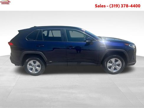 Certified 2021 Toyota RAV4 XLE w/ Convenience Package AWD/4WD image 8