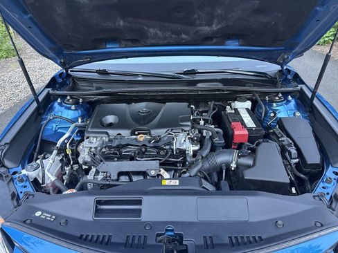 Used 2019 Toyota Camry LE FWD image 39