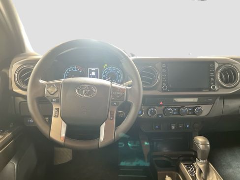 Used 2023 Toyota Tacoma TRD Sport AWD/4WD image 20