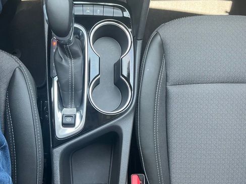 Used 2025 Buick Encore GX Preferred w/ Comfort Package FWD image 18