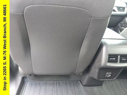 Used 2024 GMC Terrain SLE w/ Driver Convenience Package AWD/4WD image 33