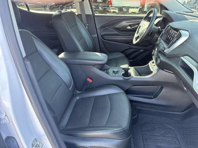 Used 2023 GMC Terrain SLT w/ Tech Package FWD image 27