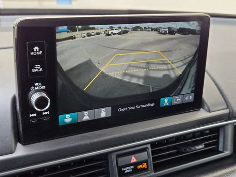Used 2023 Honda Pilot Touring image 35