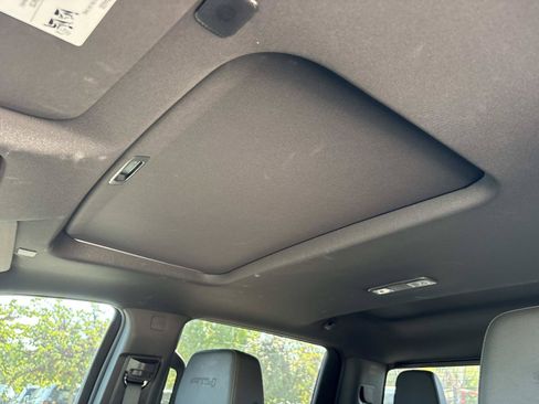 Used 2023 GMC Sierra 1500 AT4 w/ AT4 Premium Package AWD/4WD image 19