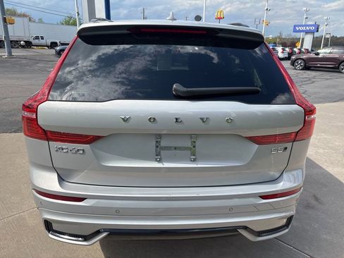 Certified 2025 Volvo XC60 B5 Plus AWD/4WD image 8