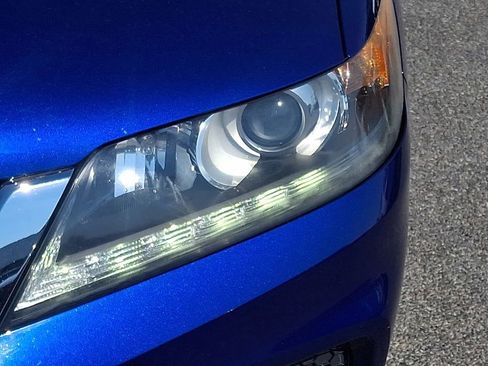 Used 2014 Honda Accord EX-L image 9